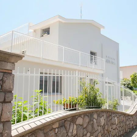 Relais Le Due Costiere Feriehus Massa Lubrense