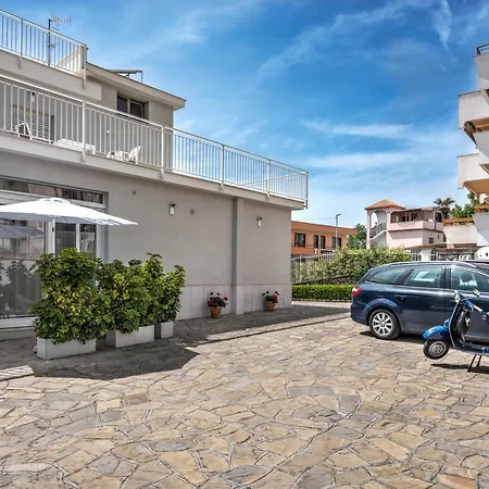 Relais Le Due Costiere Holiday home *